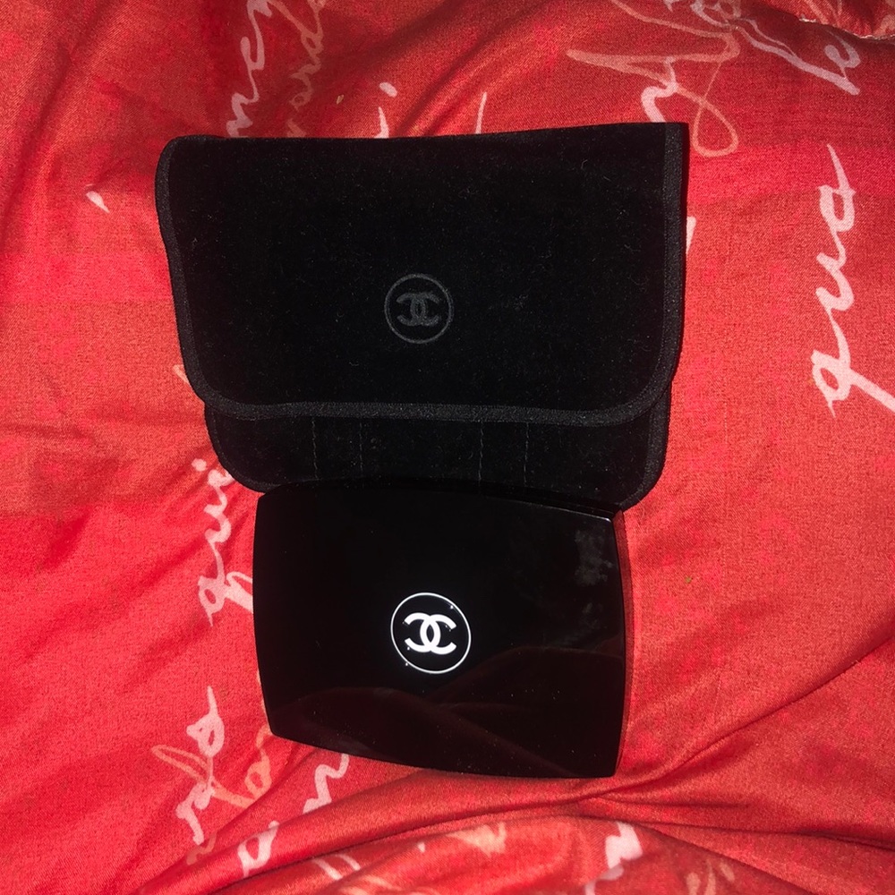 Authentic Chanel Eyeshadow Pallet: